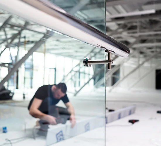 Crestview, FL highly skilled glass repair technicians